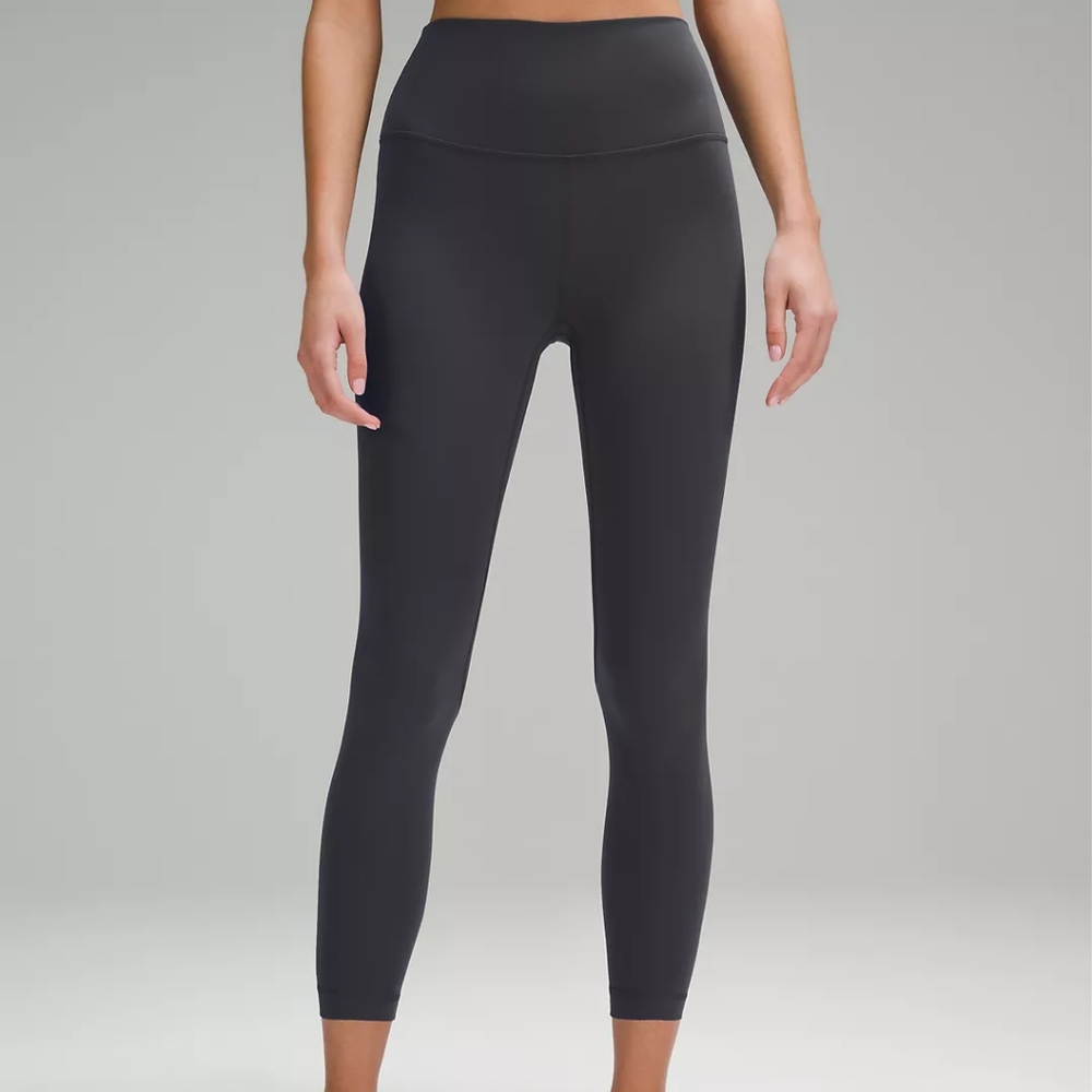 lululemon athletica Nulu Leggings Size 6 GUC